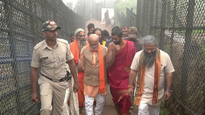 PRAMODMUTHALIK