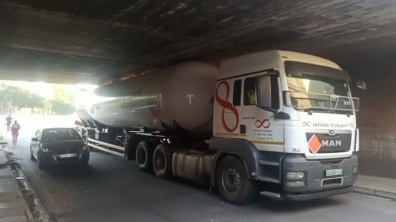 South Africa fuel tanker 1