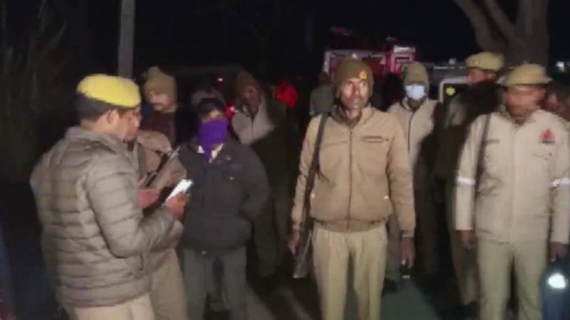 Uttar Pradesh Hut Fire 1