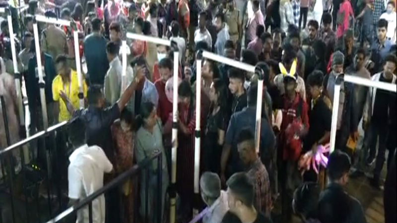 new year bengaluru mg road 1