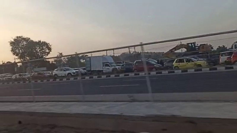 Bengaluru Mysuru Expressway Traffic Jam