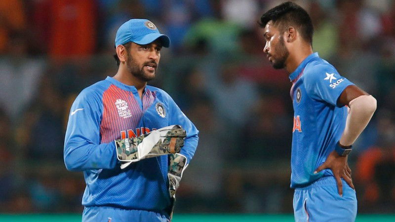 Dhoni and Hardik Pandya