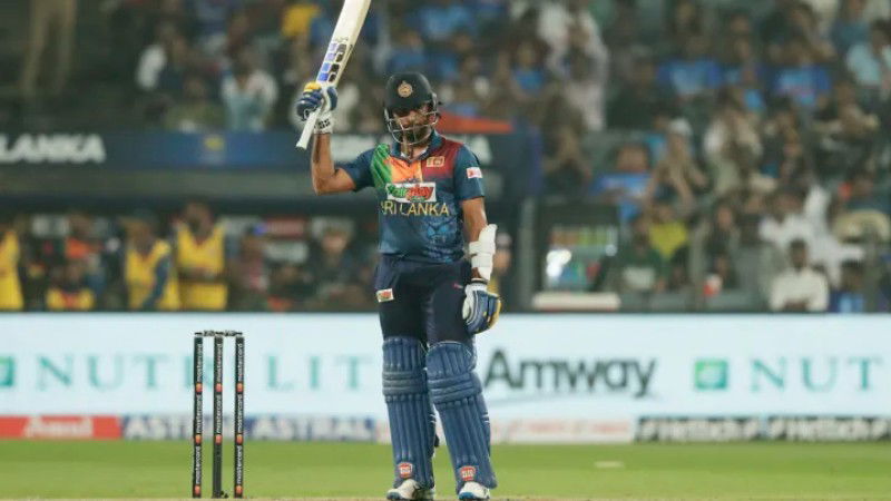 Kusal Mendis 1