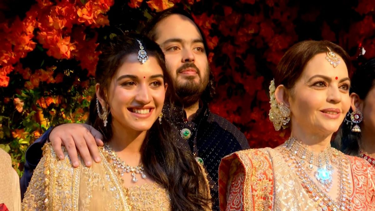 Pic2 Radhika Anant Engagement