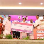 Priyanka Gandhi DK Shivakumar Siddaramaiah