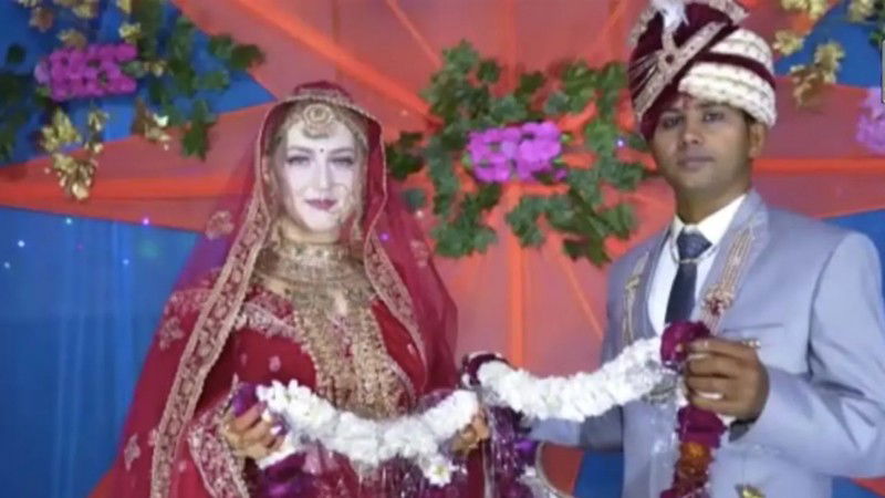 Swedish Woman UP man Marry 2