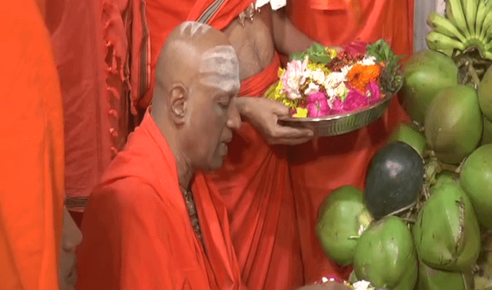 TUMAKURU SIDDAGANGA MUTT