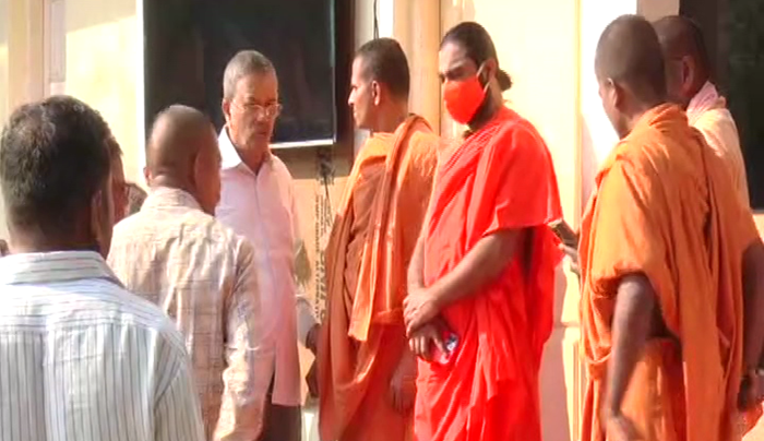 VIJAYAPURA SIDDESHWAR SWAMIJI 1
