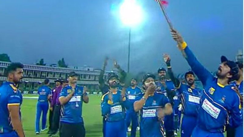 Karnataka Bulldozers 4