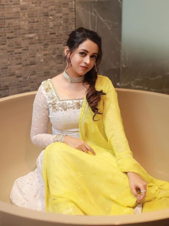 Bhavana Menon hot images