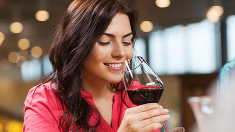red wine beauty