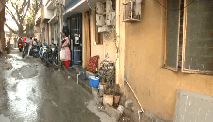 RT NAGAR SON MOTHER 2