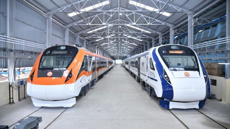 Vande Bharat Express train 1