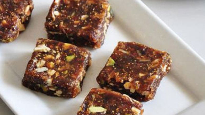 Fig Date Barfi 1
