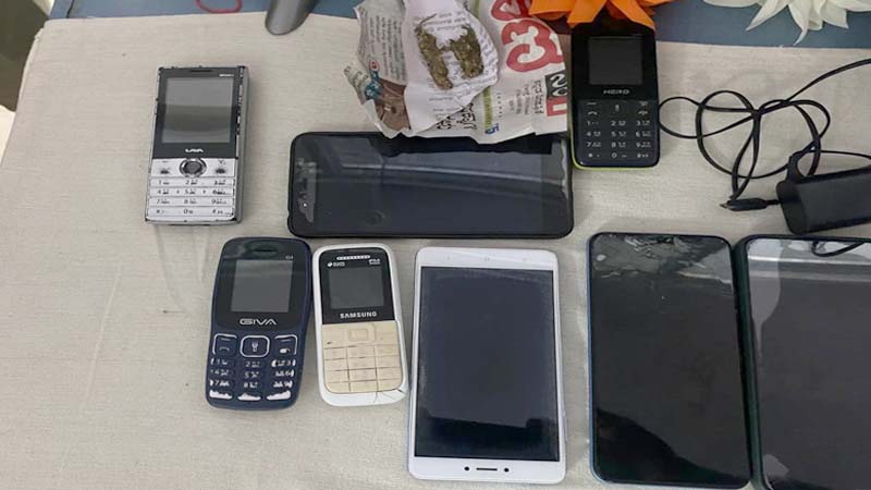 Mobile 3