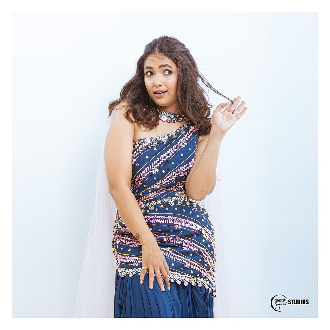 Anupama Gowda 11