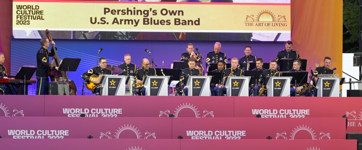 Pershings Own The U.S. Army Blues1