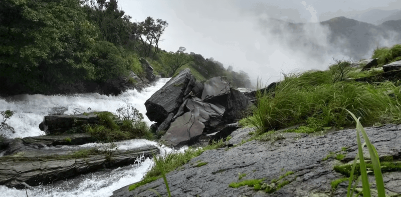 BANDAJE FALLS 2