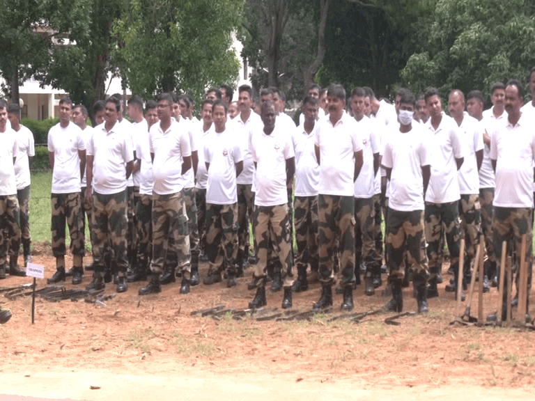 BSF Soldiers Swachhata Abhiyan