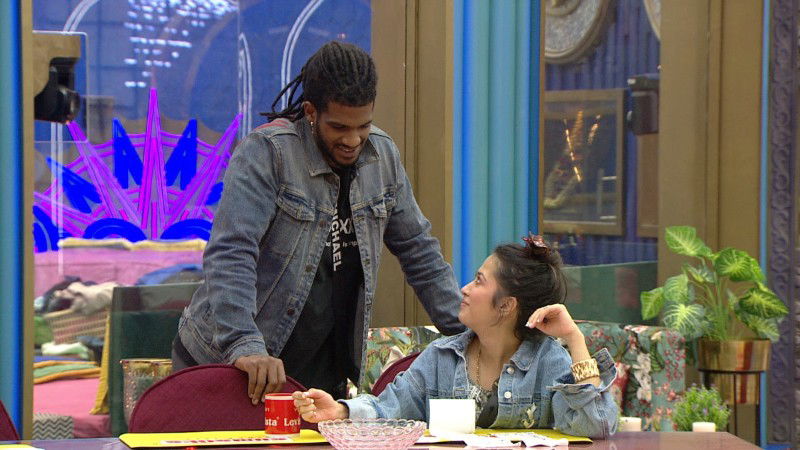 Bigg Boss 4 11