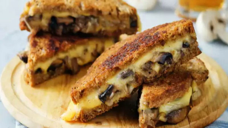 Mushroom Sandwich 1