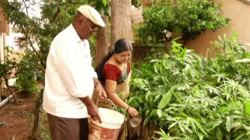 Public Hero Shiva Reddy Vasan get Rajyotsava Award 2