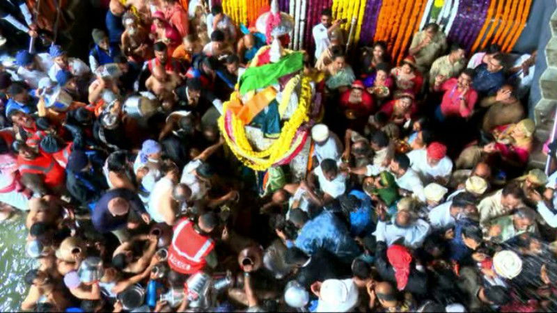 Thousands witness Cauvery Theerthodbhava at Talacauvery kodagu 2