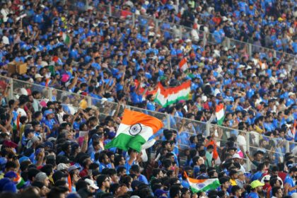 cricket fans
