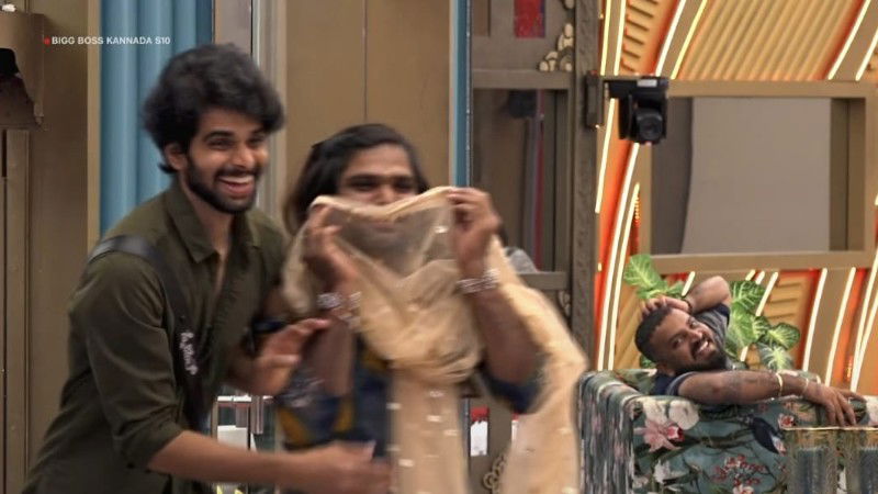 Bigg Boss 1 4