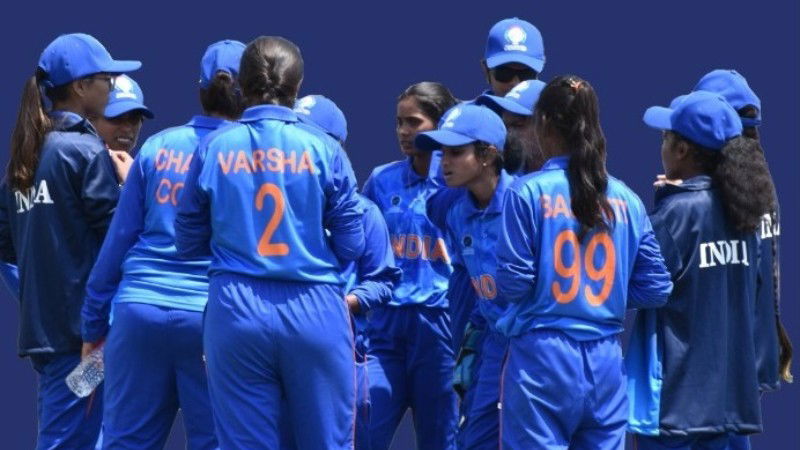Indias Blind Womens Cricket Team captain Varsha and HR Ranganath 1