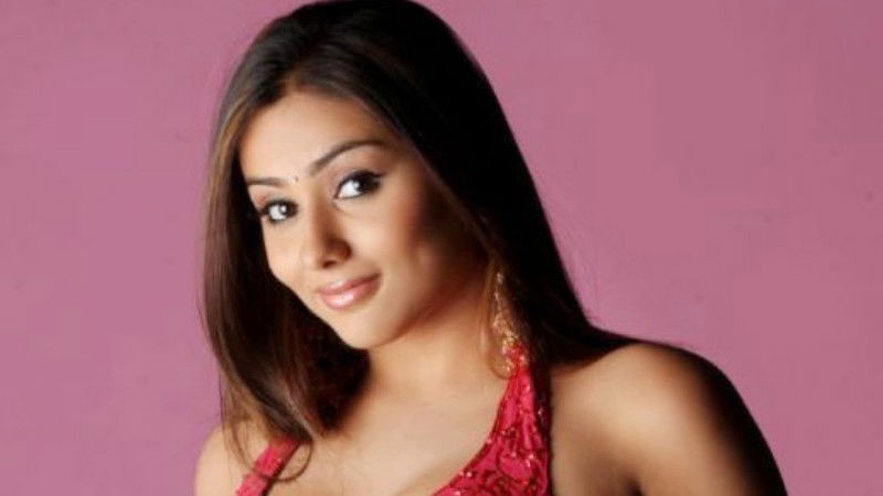 namitha 1