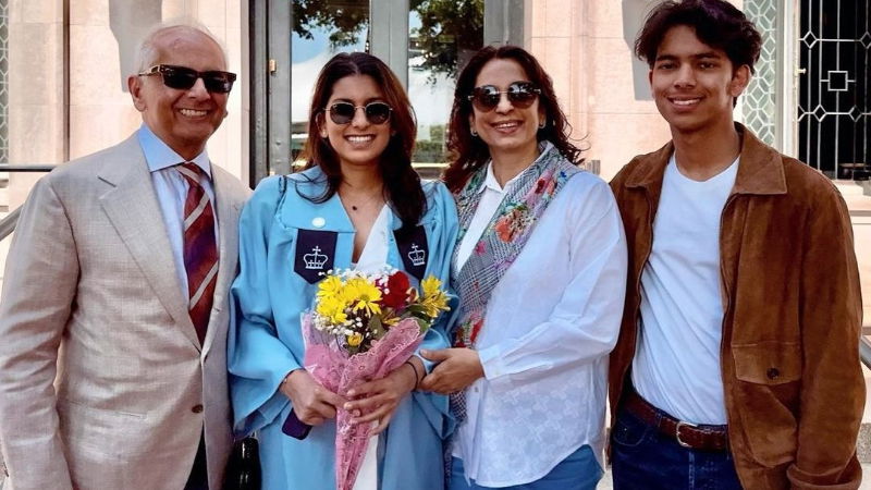 Juhi Chawla 1