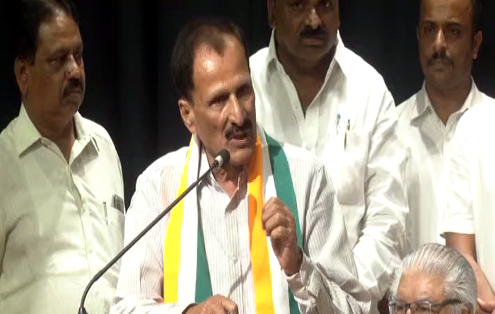 MUDDAHANUMEGOWDA 1