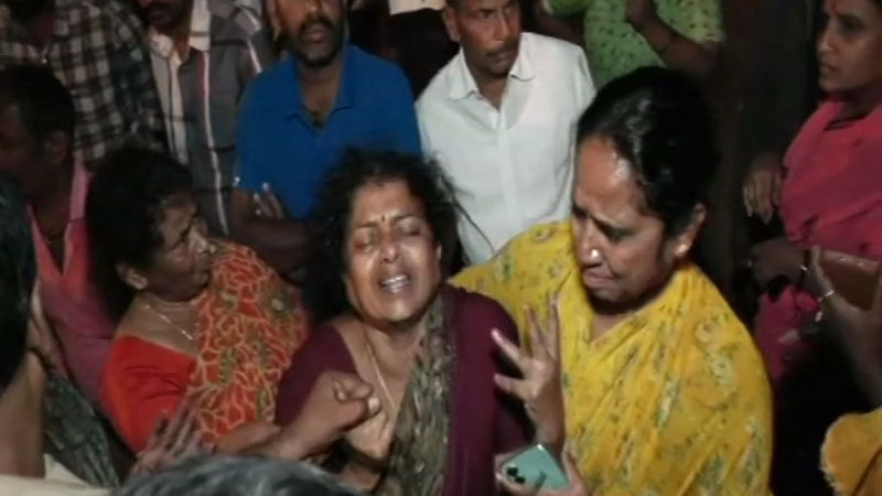 Woman Commits Suicide in rajagopalnagar Bengaluru 2
