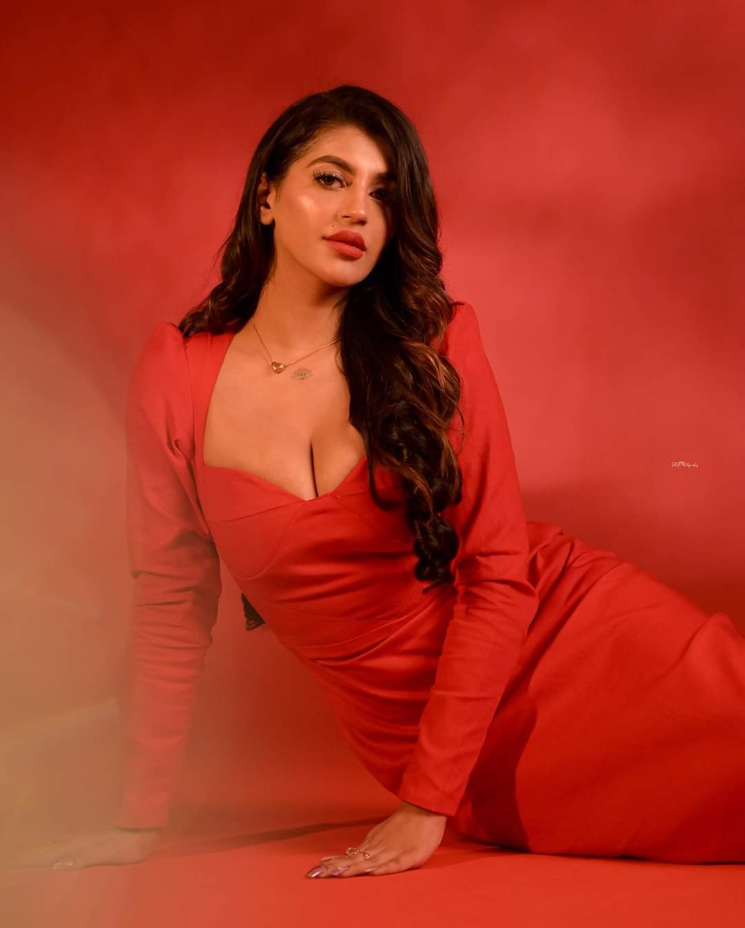 Yashika Anand 4