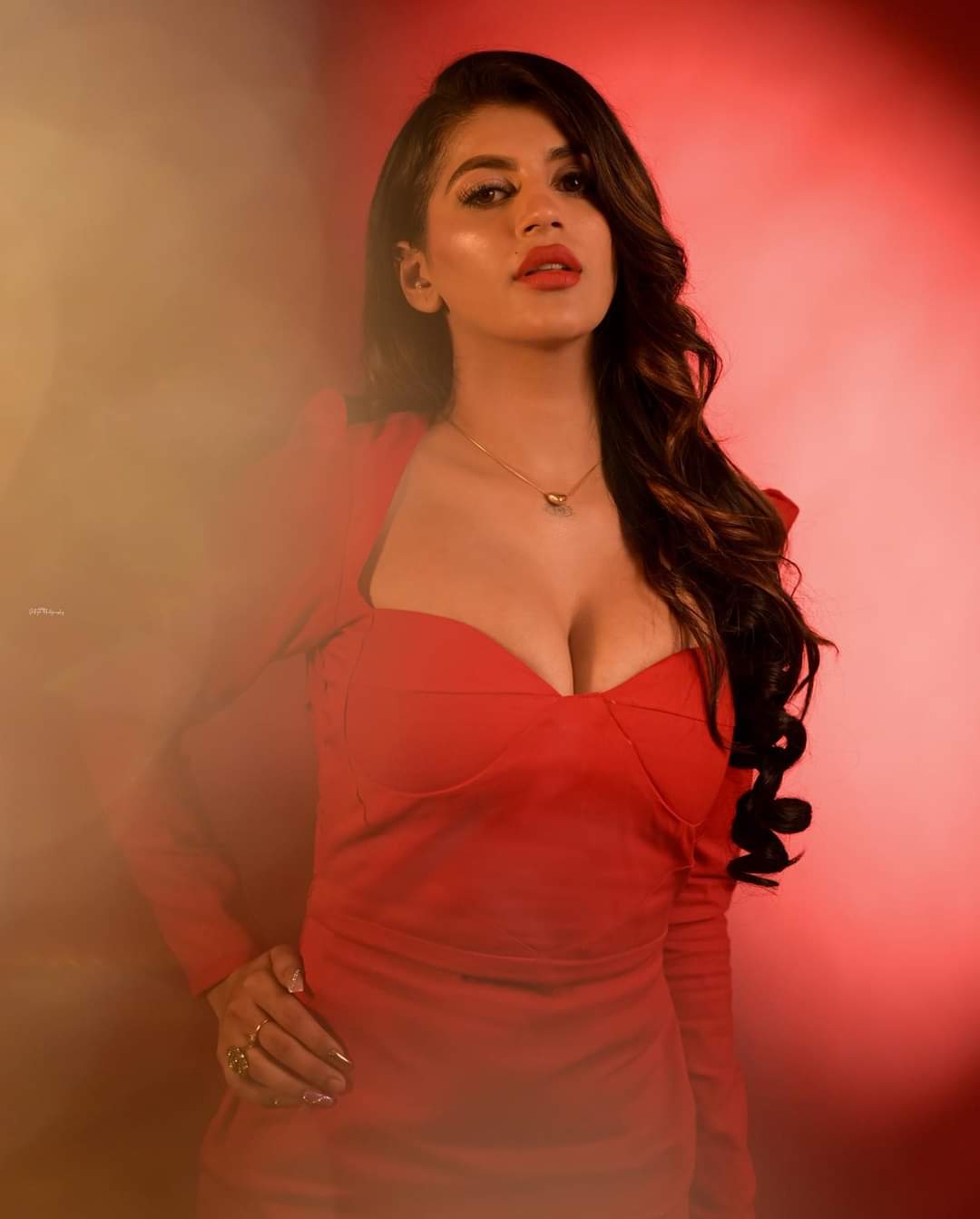 Yashika Anand 5
