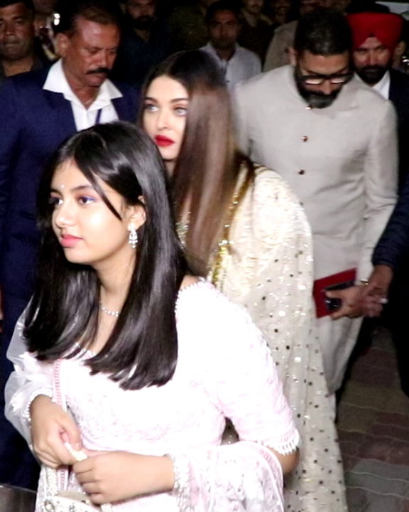 Aaradhya Bachchan 2