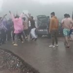tourists dance on road of chikkamagaluru famous tourist spot devaramane gudda 1