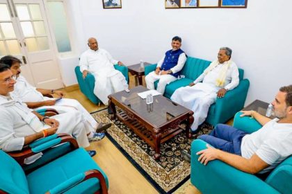 rahul gandhi siddaramaiah dk shivakumar