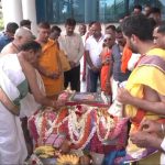hassanamba devi jewelry reaching the temple