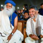 sadhguru jaggi vasudev and dk shivakumar 2
