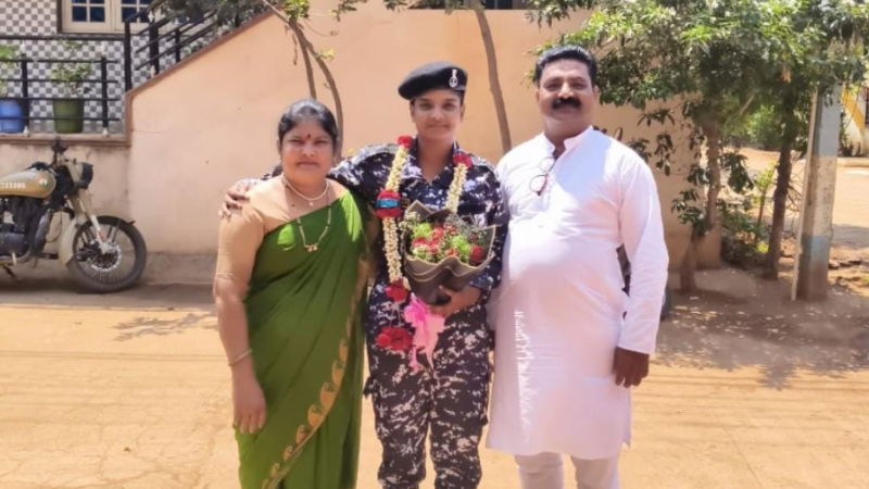 Sahana Shivaputrappa Angadi from Bagalkote has joined the Indian Navy as an Agniveer