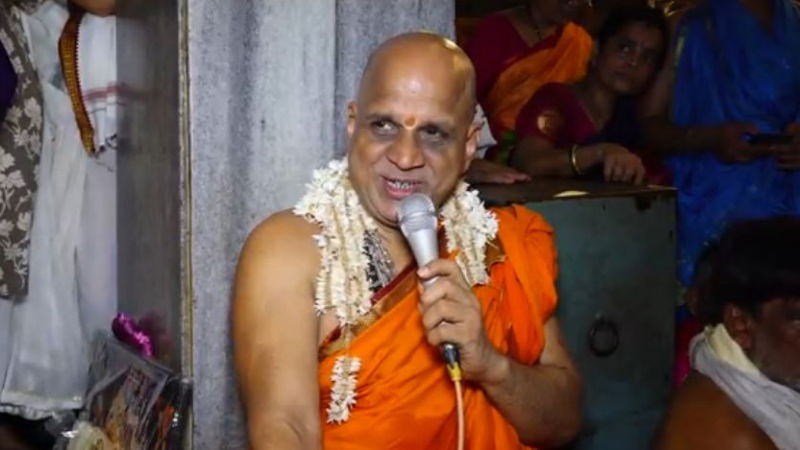 Sugunendra Theertha Swamiji