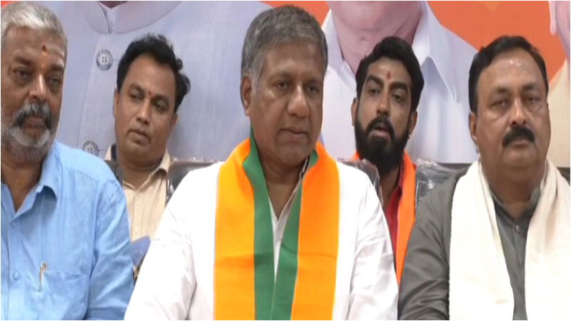 Arvind Bellad Mahesh Tenginakai