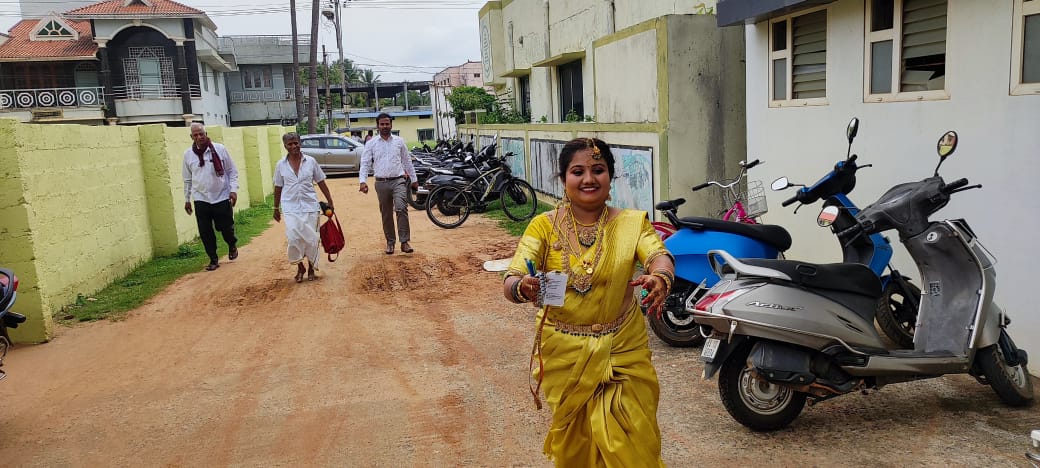 CNG VADHU EXAM AV 4