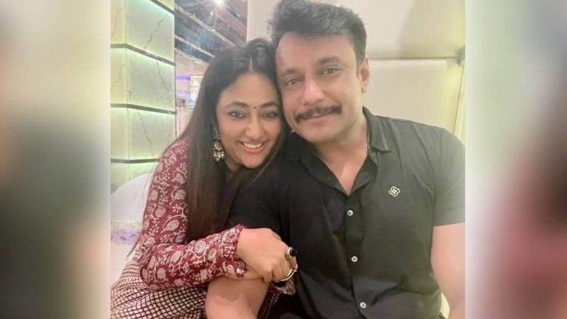 Darshan and Vijayalakshmi
