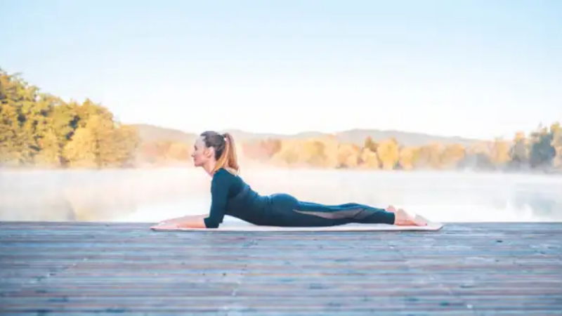 Salamba Bhujangasana