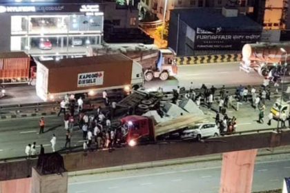 Serial accident on bengaluru Hebbal flyover driver dies