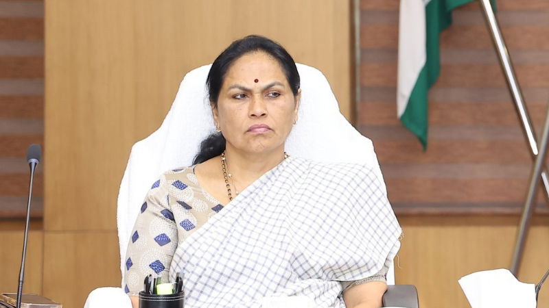 Shobha Karandlaje 2