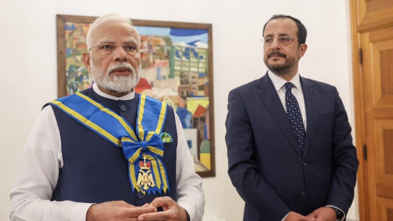 Cyprus top civilian award to modi 1